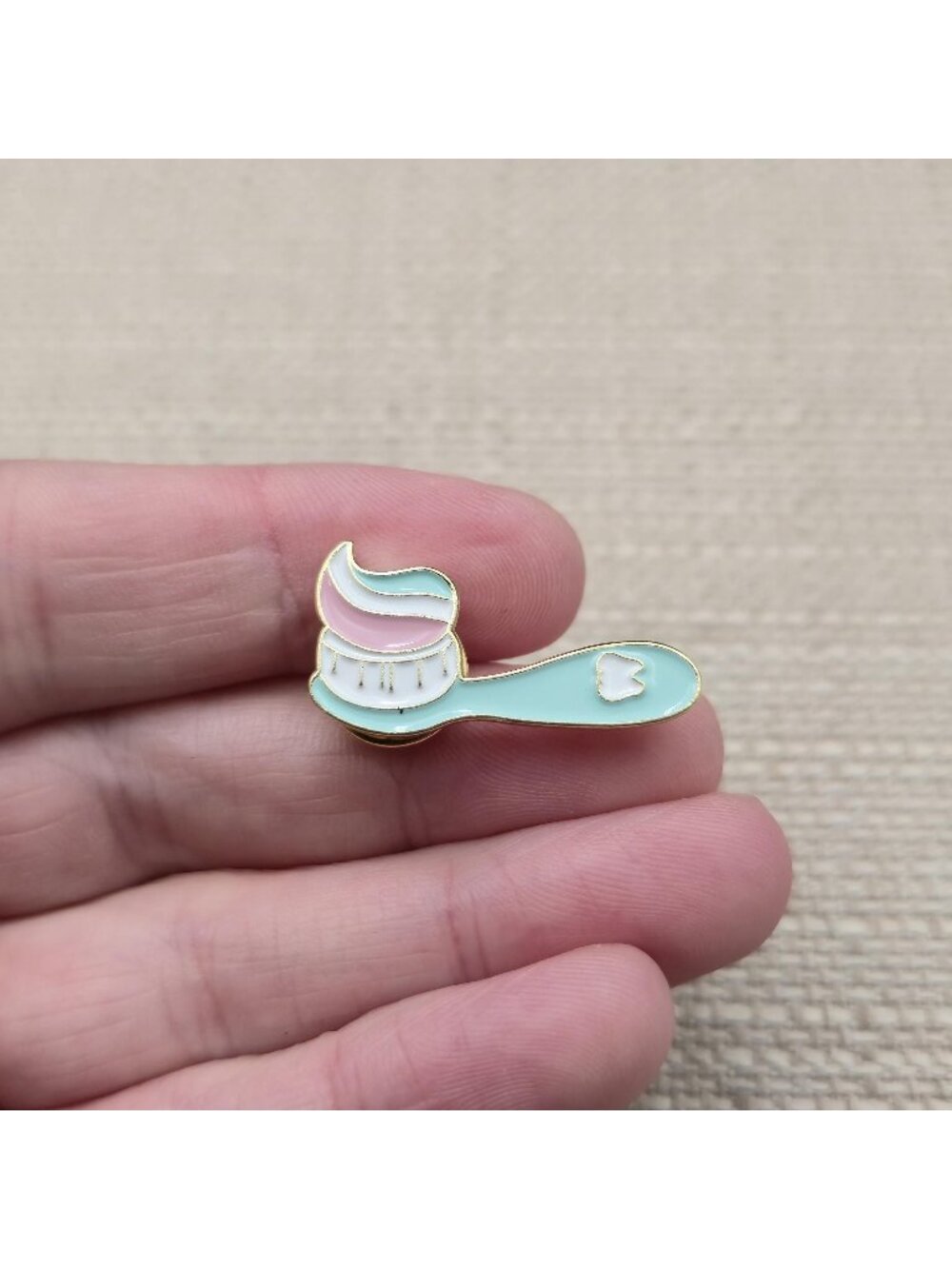 Cute Toothbrush & Toothpaste Enamel Pin Dental Hygienist Dentist Gift A8795